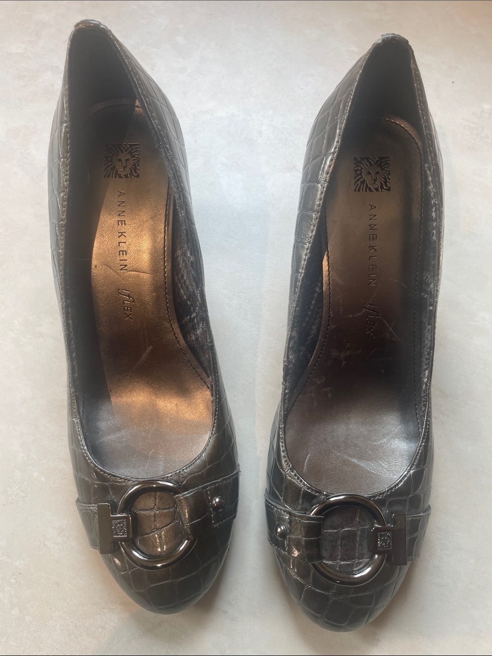 Anne Klein Metallic Brown Croc-Embossed Heels with Buckle Size 7M